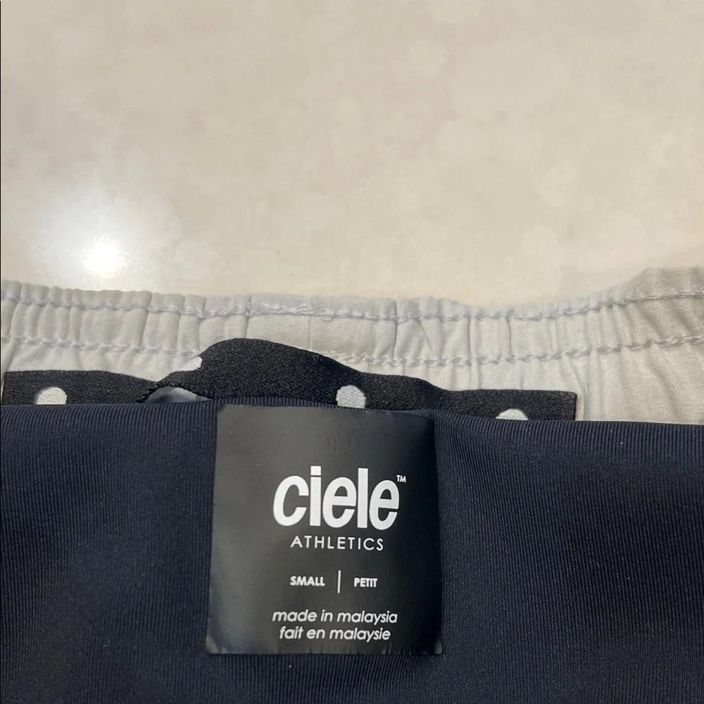 Ciele NEW WRKShort - Light Grey men's‎ short Size Small